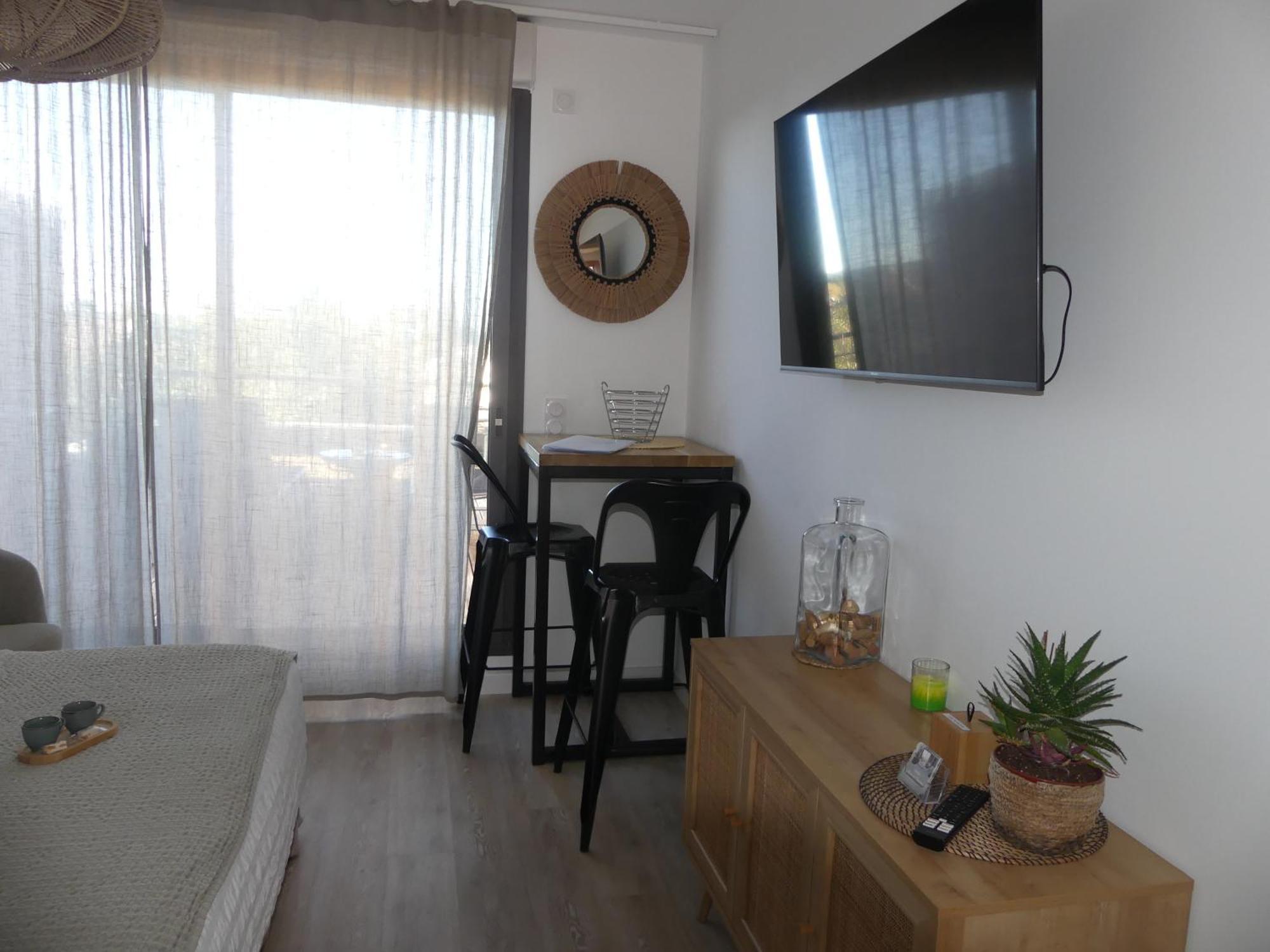 Studio Nuitee En Provence 2 Éguilles 外观 照片